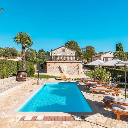Villa Alma Kaštelir Exteriör bild
