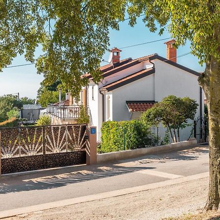 Villa Alma Kaštelir Exteriör bild
